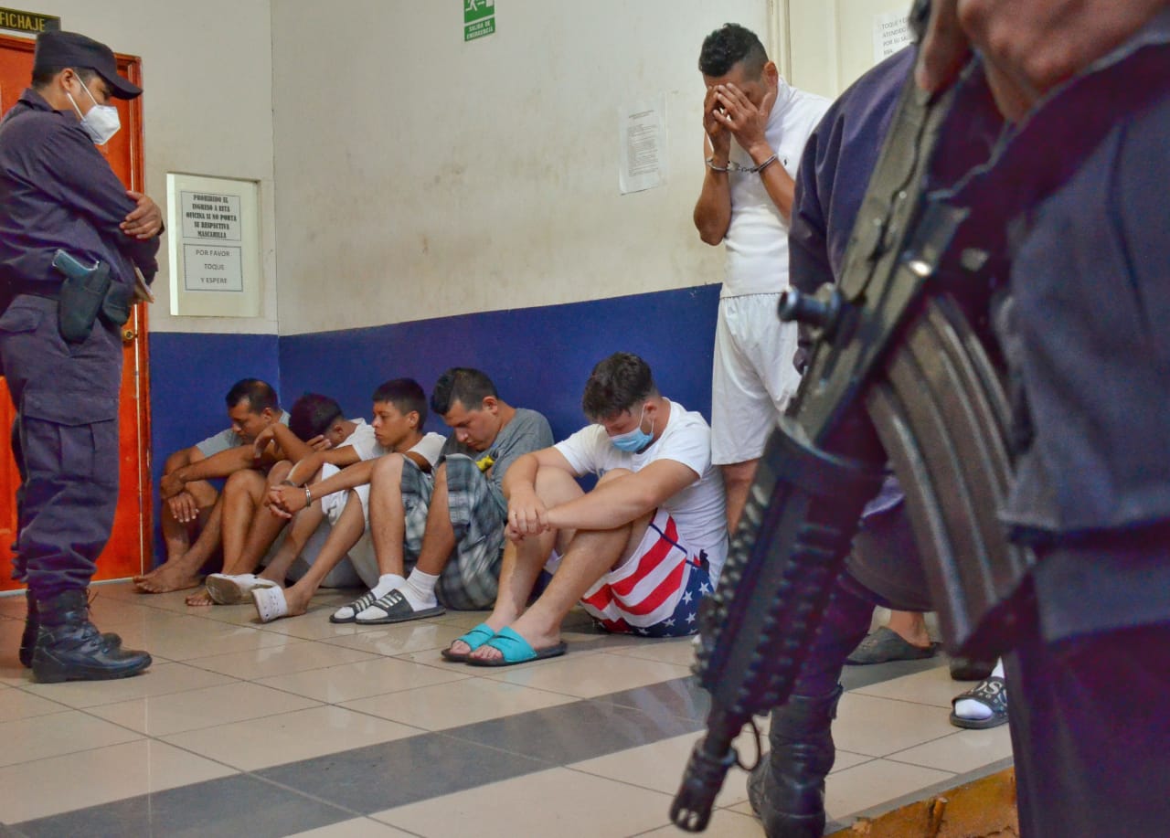 PNC reporta 230 capturas tras operativos en diferentes puntos de El Salvador pnc-reporta-230-capturas-tras-operativos-en-diferentes-puntos-de-el-salvador